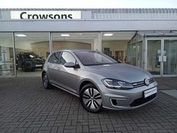 Reflex silver Used 2018 VW e-Golf Hatchback | £8,990 (Fair price)