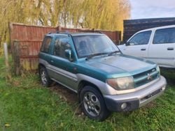 Green Used 2000 Mitsubishi Shogun SUV | £790