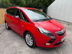Red Used 2014 Vauxhall Zafira Tourer MPV | £3,995 (Fair price)