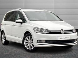 White Used 2017 VW Touran SEL MPV | £11,150 (Expensive)