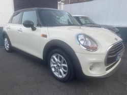 White Used 2017 Mini Cooper Hatch Hatchback | £5,495 (Good price)