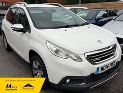 White Used 2014 Peugeot 2008 Allure SUV | £5,899 (Good price)