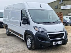 White Used 2023 Peugeot Boxer Premium Van | £26,399 (Fair price)