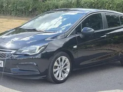 Black Used 2017 Vauxhall Astra Hatchback | £6,000 (Fair price)