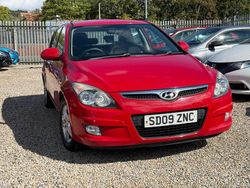 Red Used 2009 Hyundai i30 Comfort Hatchback | £3,299 (Fair price)