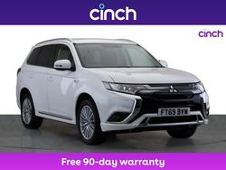 White Used 2020 Mitsubishi Outlander P-HEV Estate | £16,749 (Fair price)