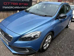 Blue Used 2016 Volvo V40 CC Estate | £5,495 (Good price)