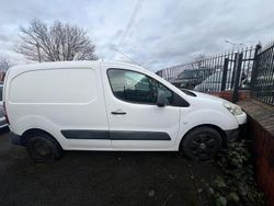 White Used 2011 Peugeot Partner Van | £1,299 (Fair price)