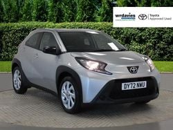 Silver Used 2022 Toyota Aygo X PURE SUV | £12,295