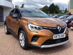 Desert orange Used 2020 Renault Captur Iconic SUV | £13,495 (Fair price)