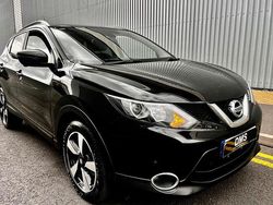 Black Used 2017 Nissan Qashqai N-Connecta SUV | £9,450 (Good price)