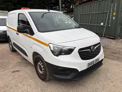White Used 2019 Vauxhall Combo Edition MPV | £6,495 (Good price)