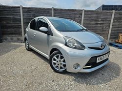 Silver Used 2013 Toyota Aygo Hatchback | £2,450 (Super price)
