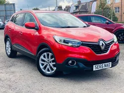 Red Used 2016 Renault Kadjar Dynamique SUV | £3,990 (Super price)