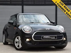 Black Used 2016 Mini Cooper D Hatch Hatchback | £5,390 (Good price)