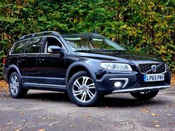 Black Used 2015 Volvo XC70 SE Estate | £8,995