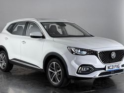 White Used 2021 MG HS Exclusive SUV | £15,000 (Fair price)