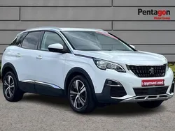White Used 2017 Peugeot 3008 Allure SUV | £12,450 (Fair price)