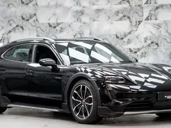 Used 2022 Porsche Taycan Cross Turismo Sedan | £49,989 (Super price)
