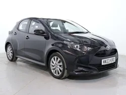 Black Used 2023 Toyota Yaris Hybrid Hatchback | £15,500 (Good price)