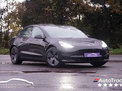 Black Used 2021 Tesla Model 3 Sedan | £18,999 (Fair price)