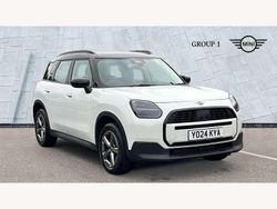 White Used 2024 Mini Countryman Classic SUV | £27,475 (Fair price)