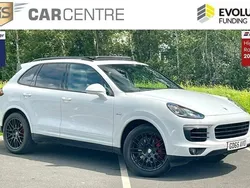 Used 2016 Porsche Cayenne SUV | £18,800 (Fair price)