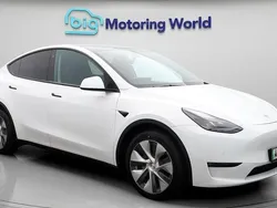 White Used 2022 Tesla Model Y Long Range SUV | £25,100 (Good price)