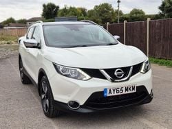 White Used 2015 Nissan Qashqai N-TEC SUV | £10,500 (Good price)