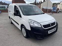 White Used 2019 Peugeot Partner S MPV | £3,995 (Good price)