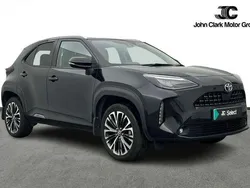 Black Used 2021 Toyota Yaris Cross SUV | £20,000 (Fair price)
