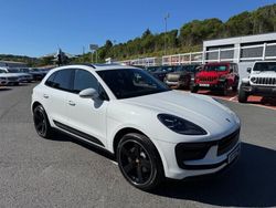 White Used 2022 Porsche Macan SUV | £47,500 (Fair price)