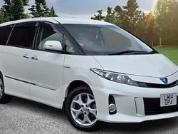 White Used 2014 Toyota Estima Hybrid | £10,450 (Good price)