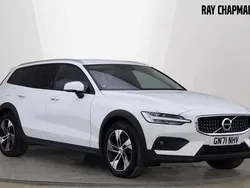 White Used 2022 Volvo V60 CC Estate | £29,290 (Good price)