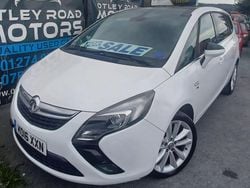 White Used 2016 Vauxhall Zafira Tourer Elite MPV | £4,295 (Good price)