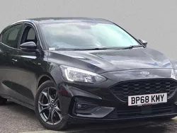 Black Used 2018 Ford Focus ST-Line Hatchback | £9,950 (Fair price)