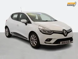 White Used 2018 Renault Clio IV Dynamique Hatchback | £7,895 (Fair price)