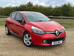 Red Used 2014 Renault Clio IV Dynamique Hatchback | £2,995 (Super price)
