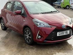 Used 2019 Toyota Yaris Hybrid Hatchback | £11,999 (Fair price)