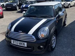 Black Used 2013 Mini Cooper Hatch Hatchback | £4,195 (Fair price)
