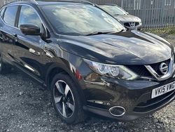 Black Used 2015 Nissan Qashqai N-TEC SUV | £5,995 (Fair price)