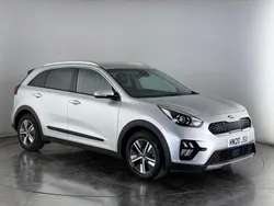 Silver Used 2020 Kia Niro 2 SUV | £14,450 (Good price)