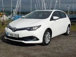 Used 2016 Toyota Auris Business Edition | £6,295 (Fair price)