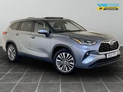Silver Used 2021 Toyota Highlander SUV | £30,995 (Good price)