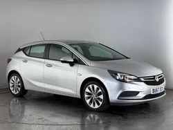 Silver Used 2017 Vauxhall Astra Design Edition Hatchback | £11,200 (A bit pricey)