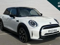 White Used 2023 Mini Cooper Comfort Hatchback | £20,775 (Fair price)