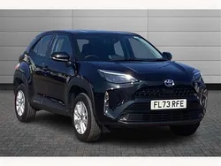 Eclipse black Used 2023 Toyota Yaris Cross SUV | £18,999 (Fair price)