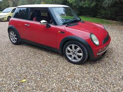 Red Used 2003 Mini Cooper Hatch Hatchback | £1,000