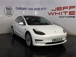 White Used 2022 Tesla Model 3 Standard Range Plus Sedan | £19,988 (Good price)