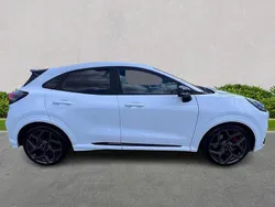 White Used 2024 Ford Puma ST Hatchback | £21,999 (Fair price)